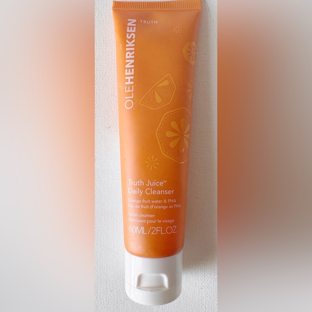OLEHENRIKSEN Truth Juice Daily Cleanser – 60 mL / 2 fl oz – New